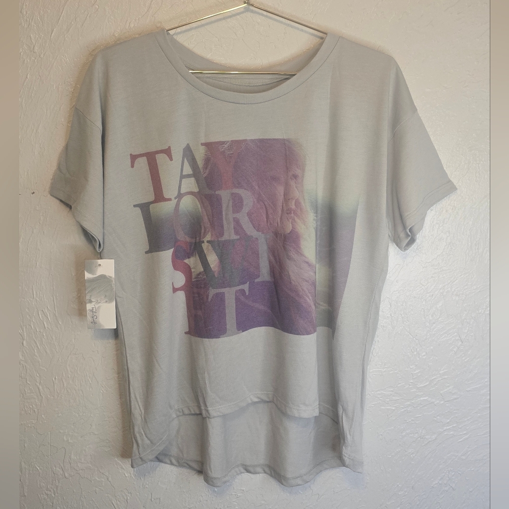 Taylor Swift Graphic Crop Tee Shirt Grey Small NWT Concert Merch